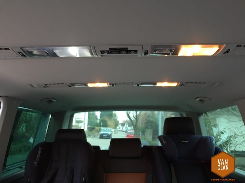 VW Multivan Innenraumbeleuchtung wechseln LED RGB w5w T10 mit Fernbedienung  