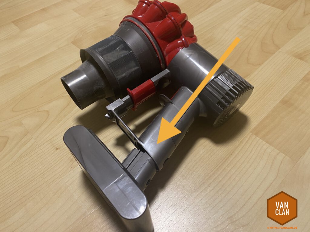 Dyson Staubsauger V6 geht sofort wieder aus Akkuwechsel vanclan.de