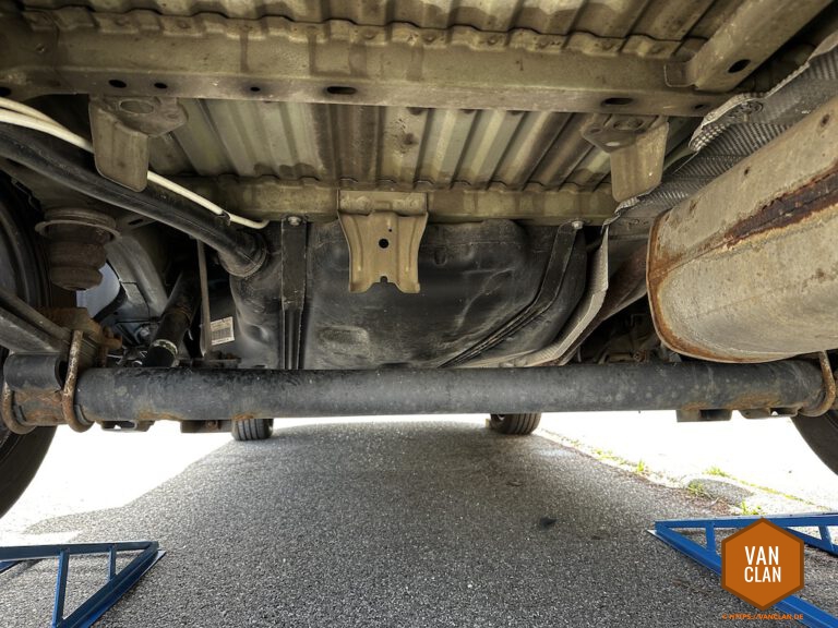NSGMXT Reserveradhalterung Für VW Transporter T5 T6 2.0 TDI – Nachrüstsatz Kompatibel Mit 7H0801903B, 2K0801949